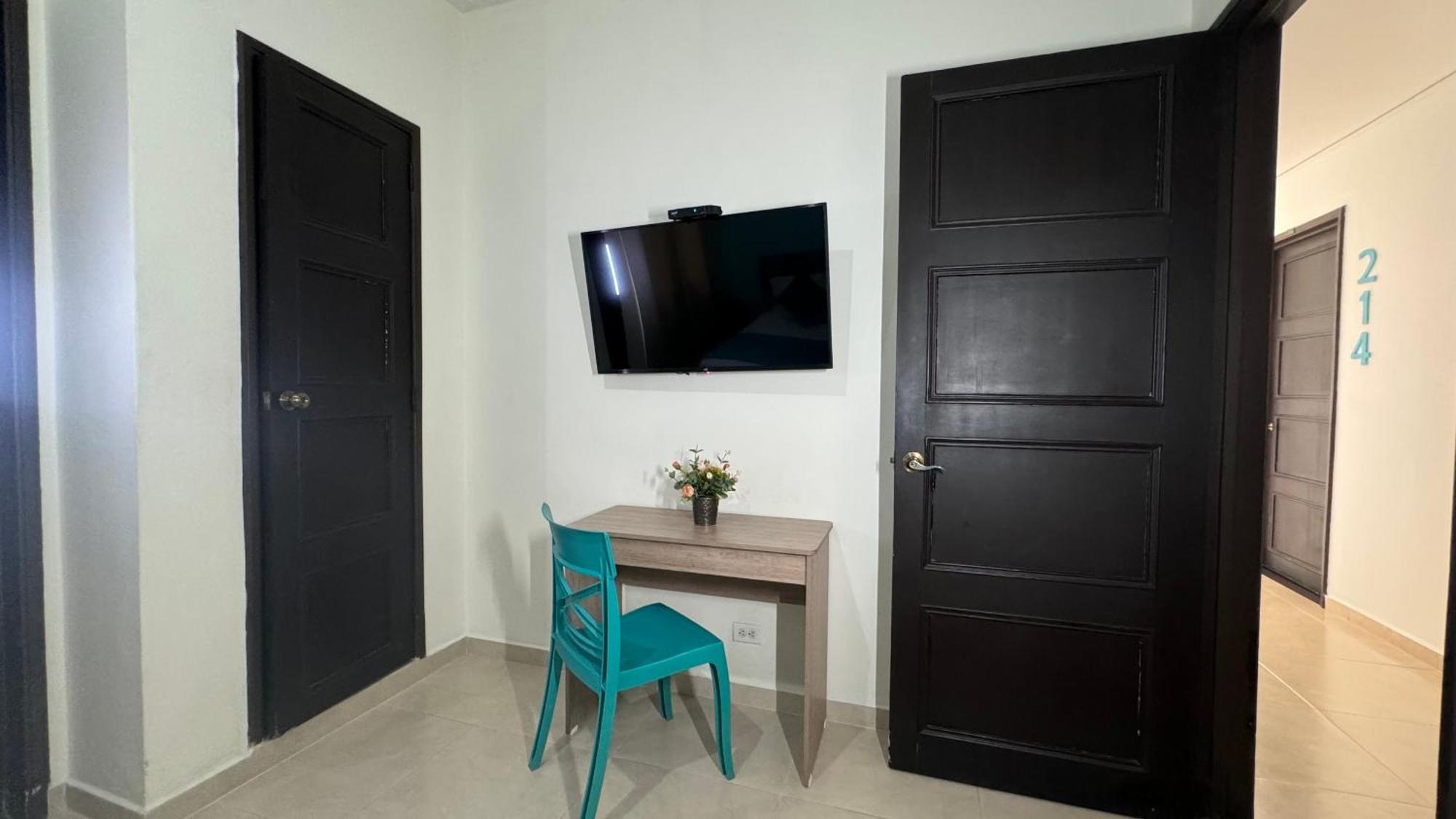 Hotel Cataluna - Soluciones Hoteleras Pereira Ngoại thất bức ảnh