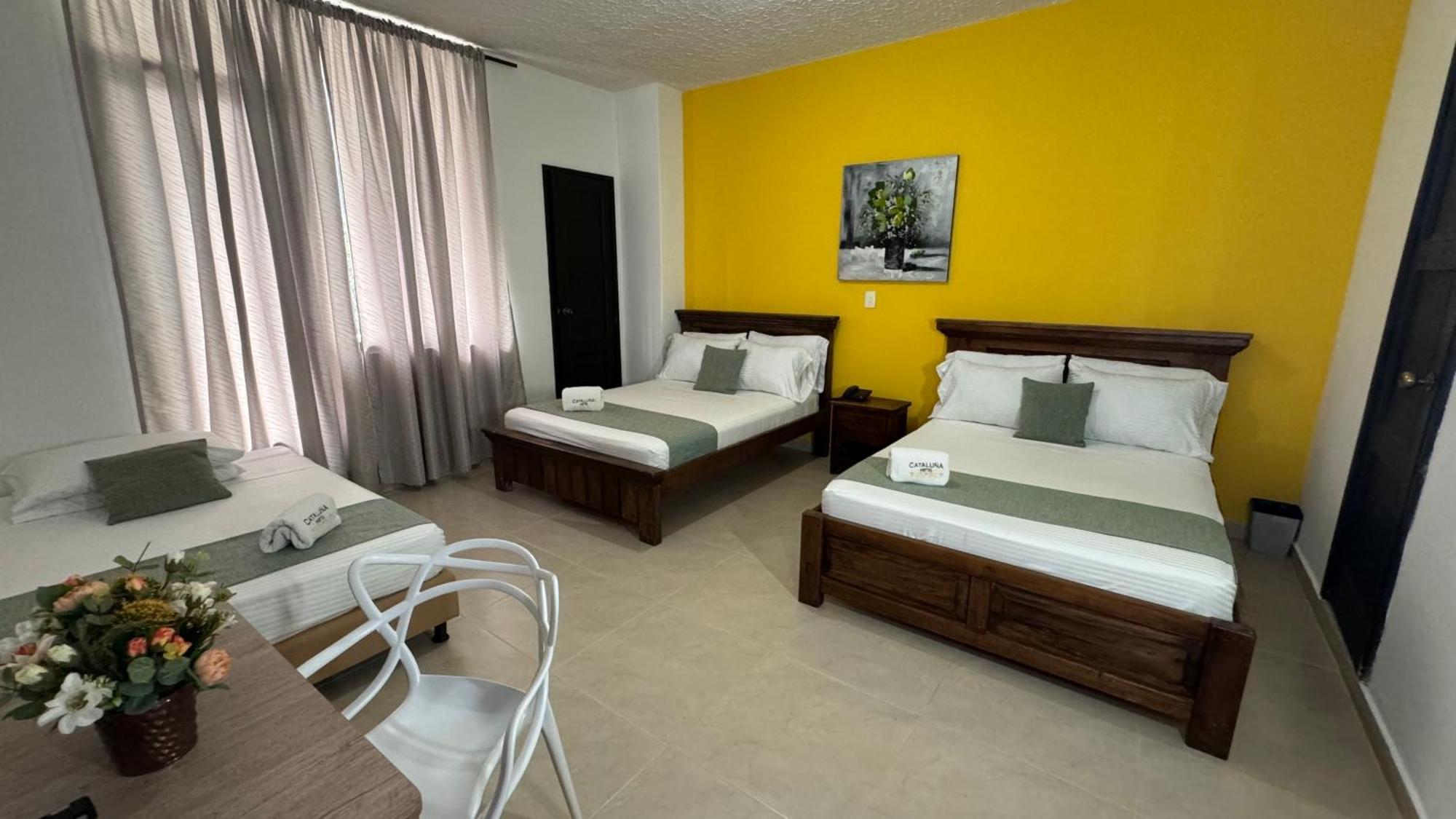 Hotel Cataluna - Soluciones Hoteleras Pereira Ngoại thất bức ảnh